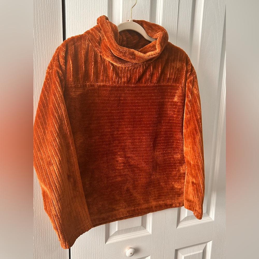 LOFT Women’s Plush Faux Fur‎ Sweater Cozy Cowl Neck Size Small SOFT Cinnamon - Picture 2 of 5